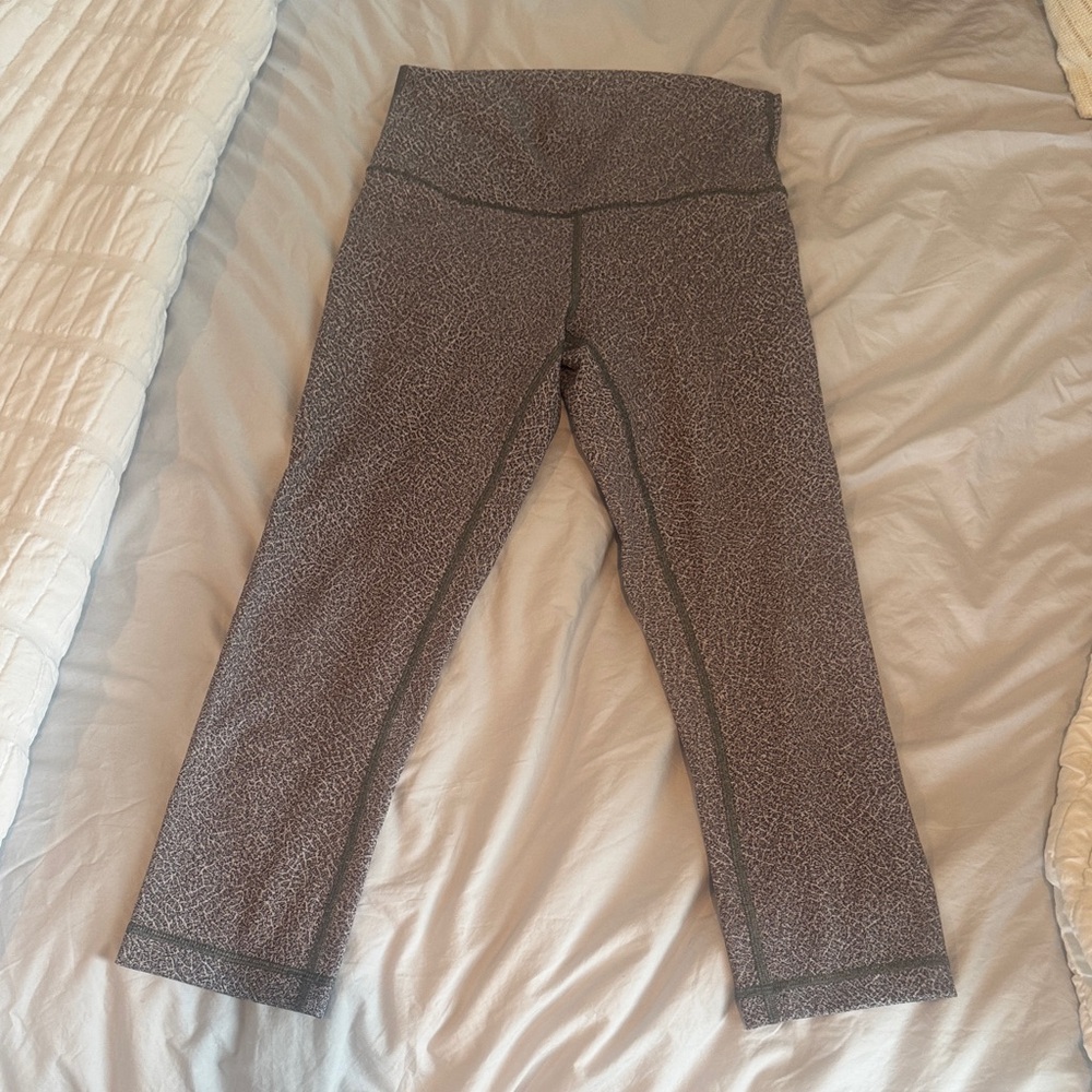 LuluLemon Gray Patterned Leggings